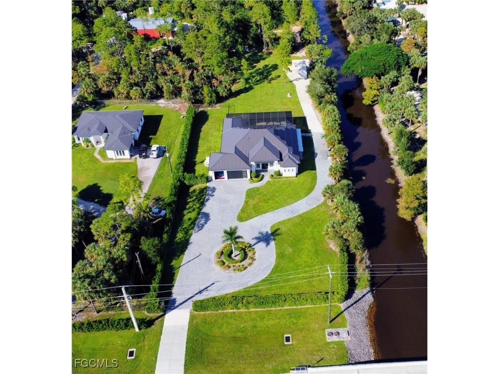 3219 White Boulevard Naples FL 34117 2025016096 image5