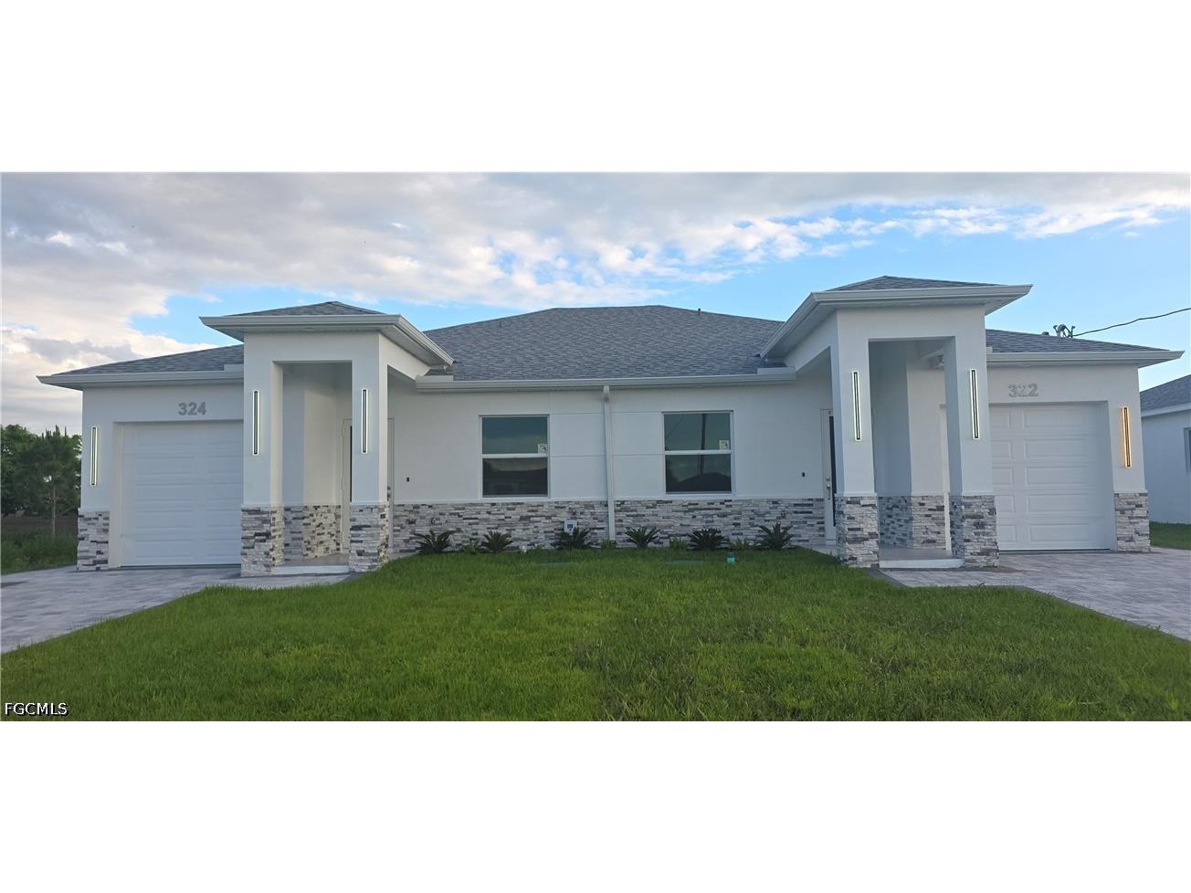 322/324 Poplar Street Lehigh Acres FL 33974 2026018911 image2