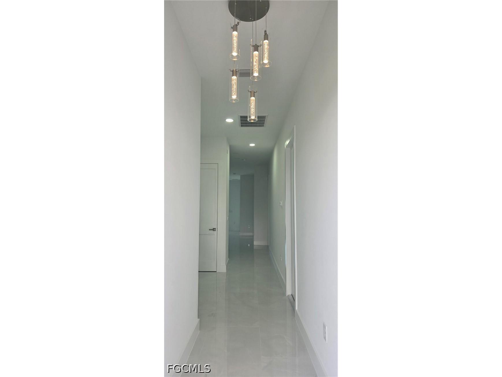 322/324 Poplar Street Lehigh Acres FL 33974 2026018911 image3