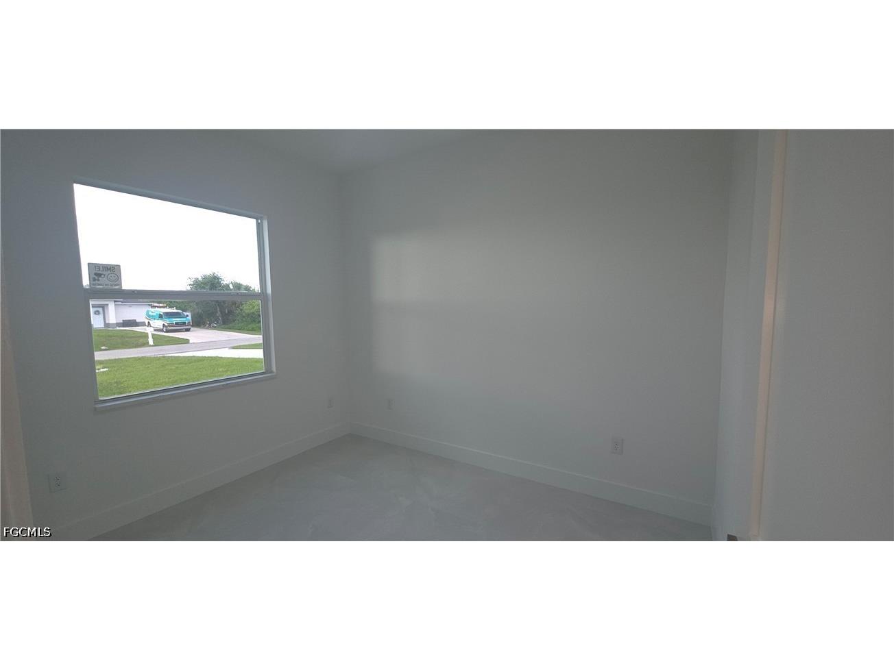 322/324 Poplar Street Lehigh Acres FL 33974 2026018911 image8
