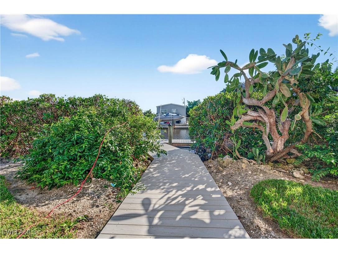 322 Angler Dr Drive #502 Goodland FL 34140 225074440 image31