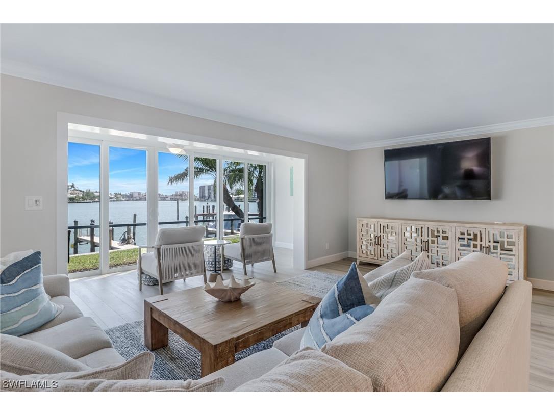 322 Harbour Drive #103A Naples FL 34103 223064655 image1