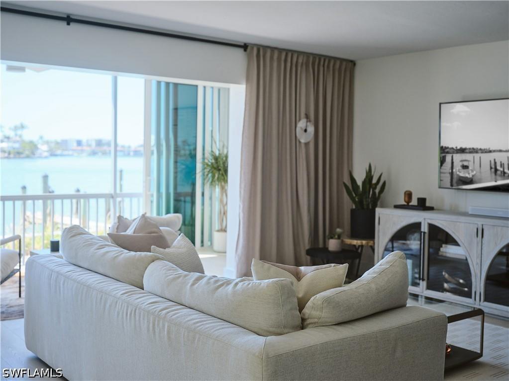 322 Harbour Drive #104D Naples FL 34103 226013269 image3