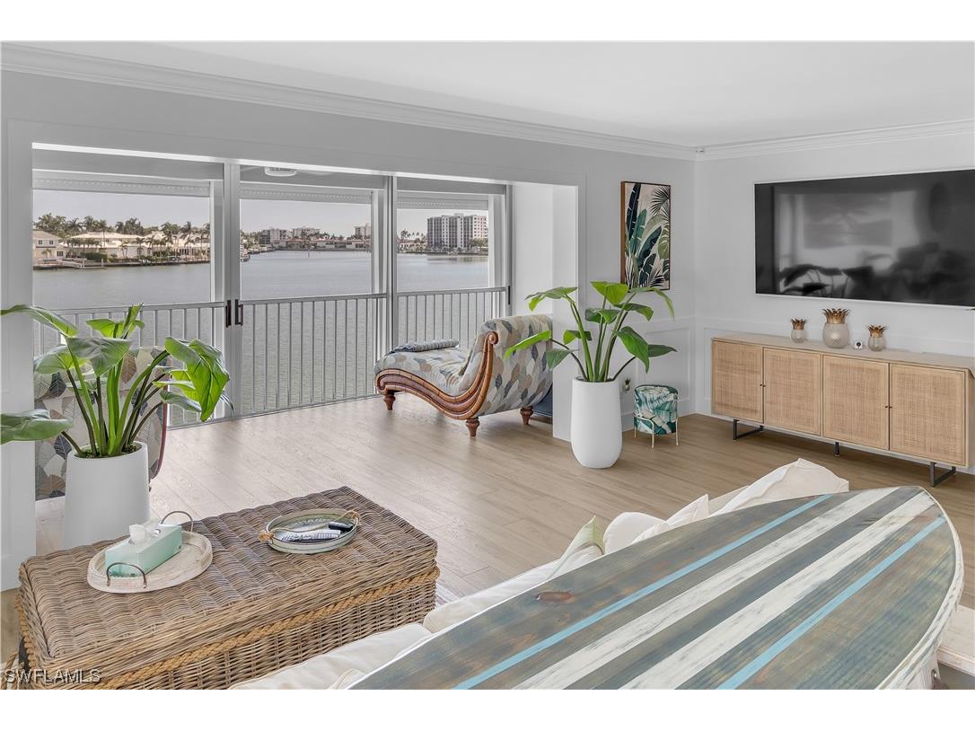 322 Harbour Drive #304D Naples FL 34103 223051733 image1