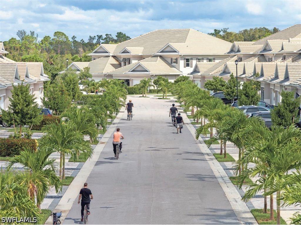 322 Indies Drive W #101 Naples FL 34114 226013505 image1