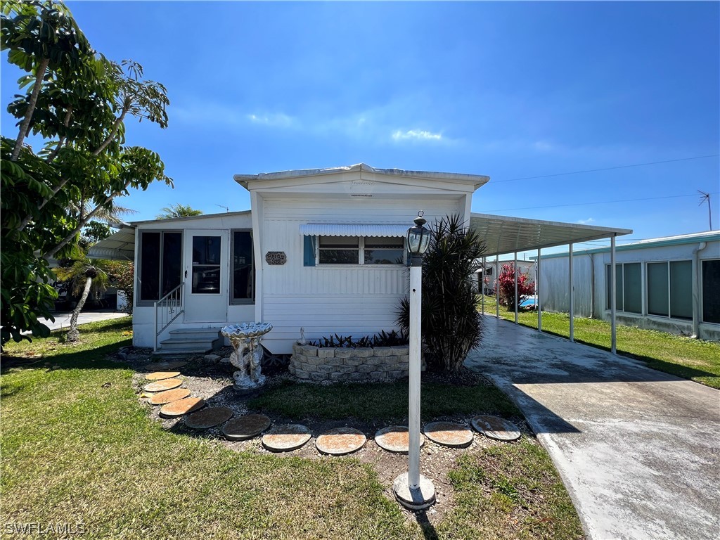 322 Lantern Lane North Fort Myers FL 33917 223009738 image1
