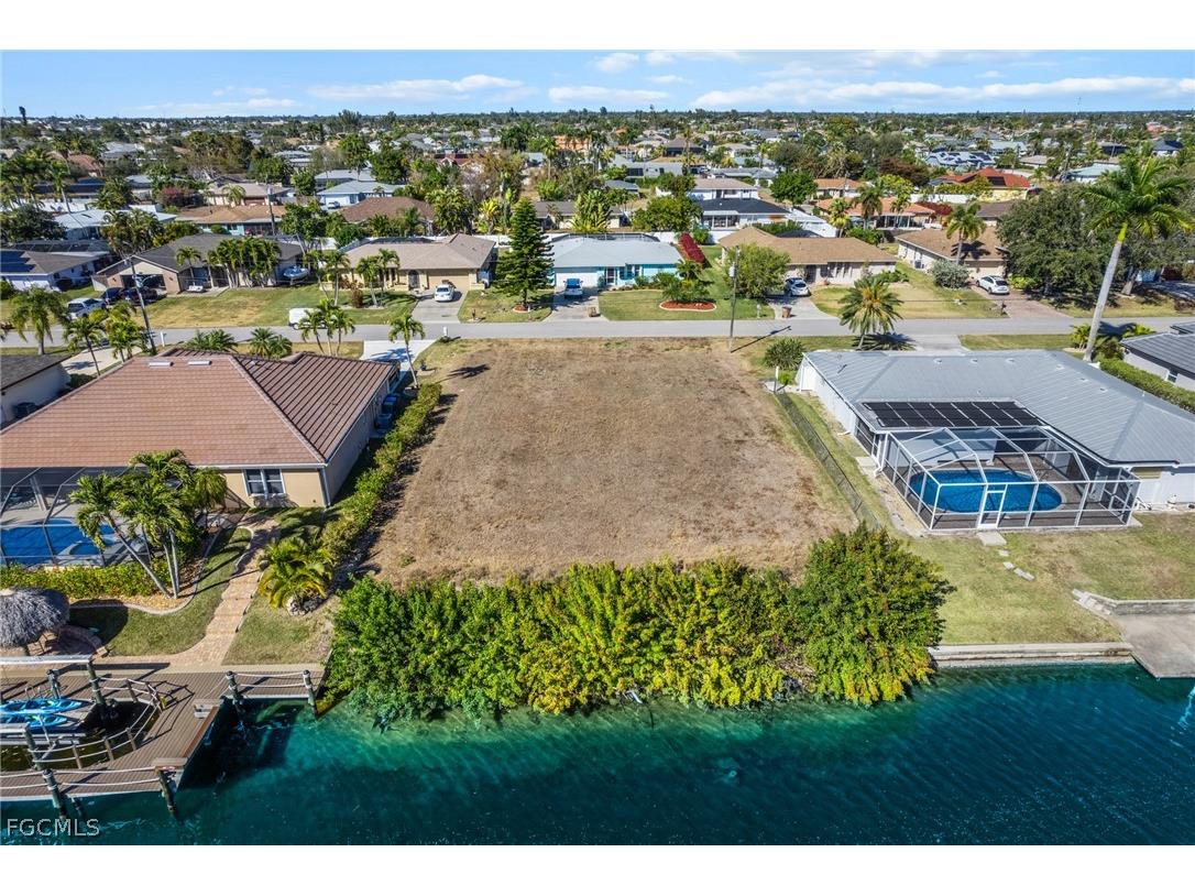 322 SE 33rd Street Cape Coral FL 33904 2026006680 image2