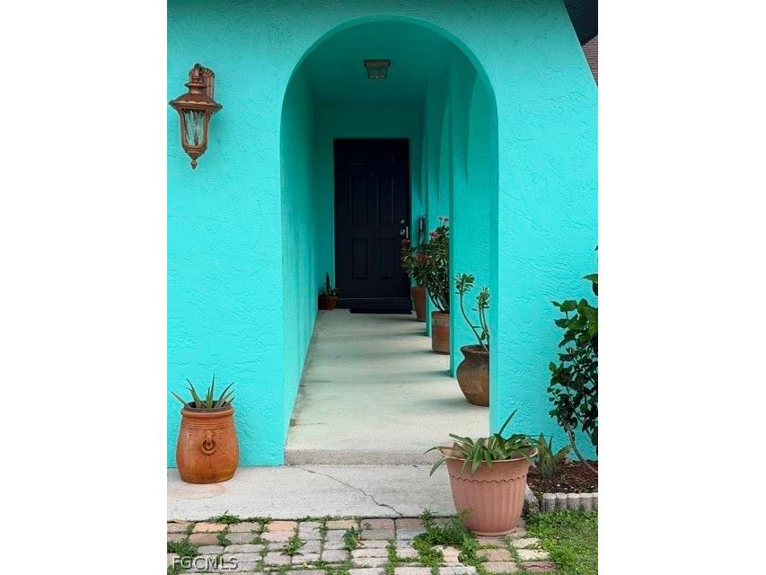322 SE 46th Lane Cape Coral FL 33904 2026008744 image1