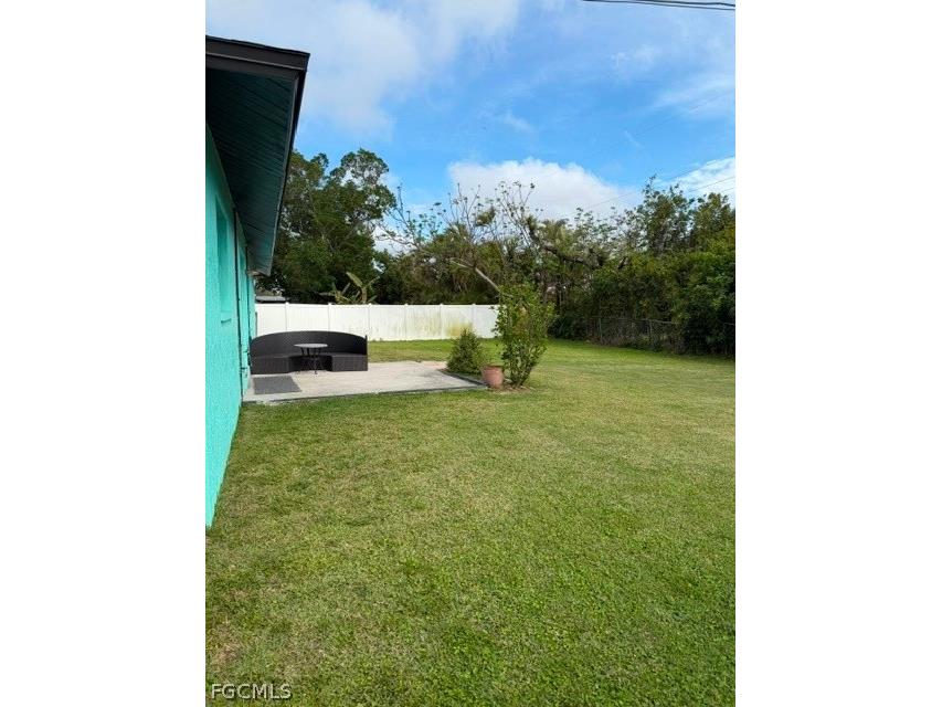 322 SE 46th Lane Cape Coral FL 33904 2026008744 image18