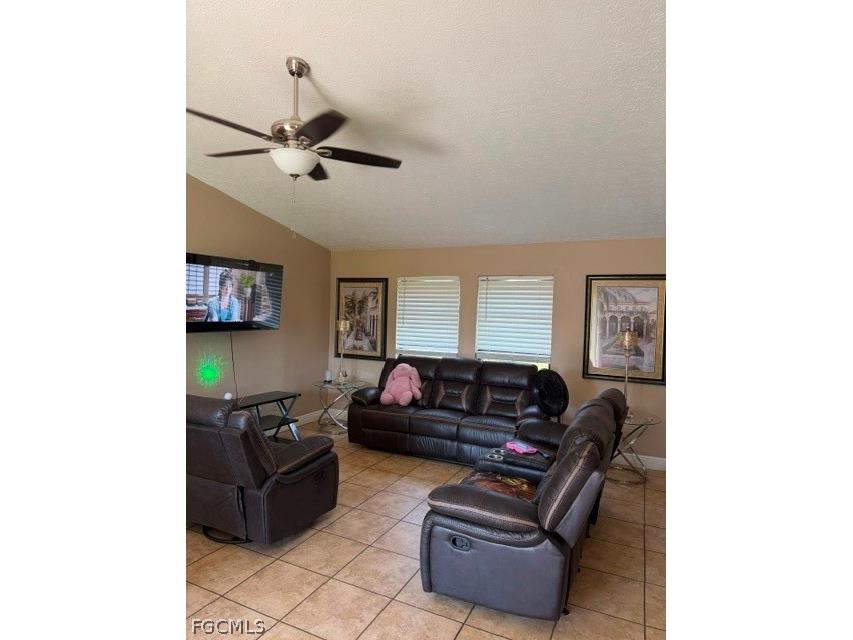 322 SE 46th Lane Cape Coral FL 33904 2026008744 image8
