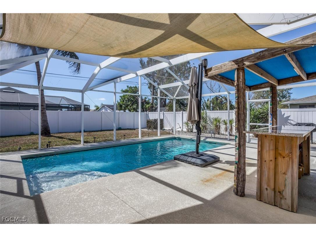322 SW 28th Terrace Cape Coral FL 33914 2026008701 image2