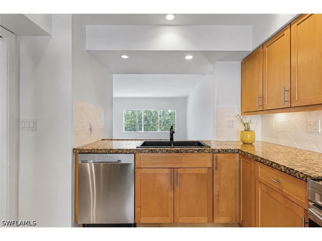 322 Sugar Pine Lane #322 Naples FL 34108 226020395 image6