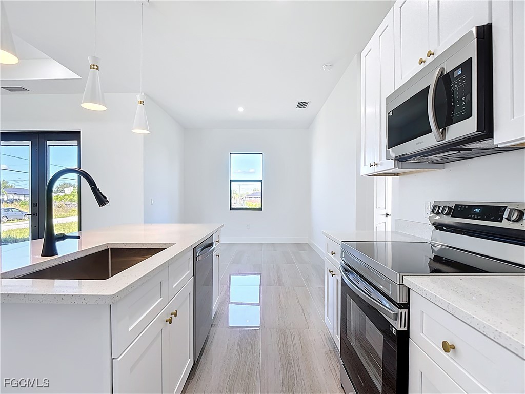 3220 22nd Street SW Lehigh Acres FL 33976 2025014773 image6