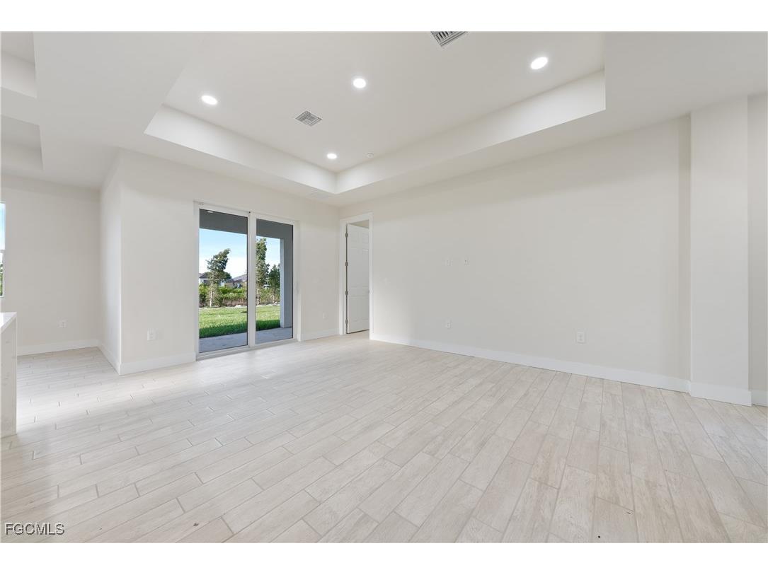 3220 56th Street W Lehigh Acres FL 33971 2025007089 image5