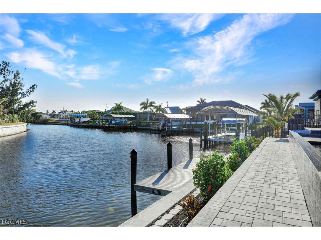 3220 NW 21st Street Cape Coral FL 33993 2026006301 image1