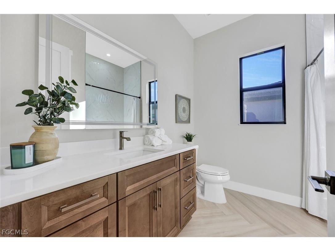 3220 NW 21st Street Cape Coral FL 33993 2026006301 image23