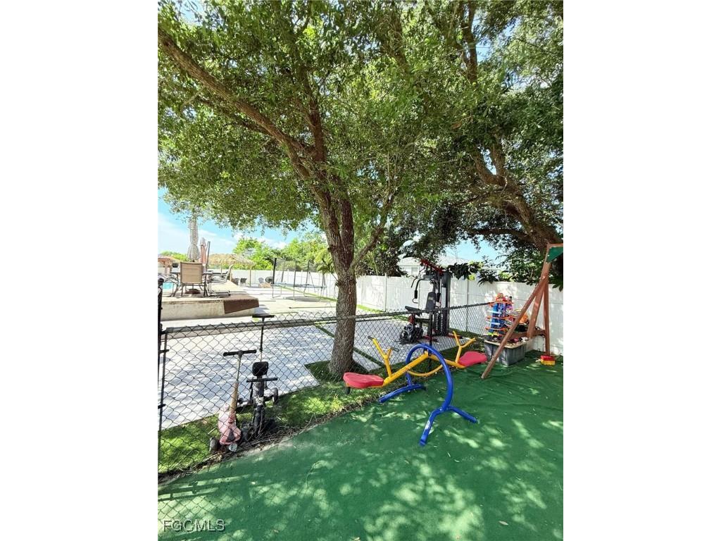 3220 NW Juanita Place Cape Coral FL 33993 2025008375 image34