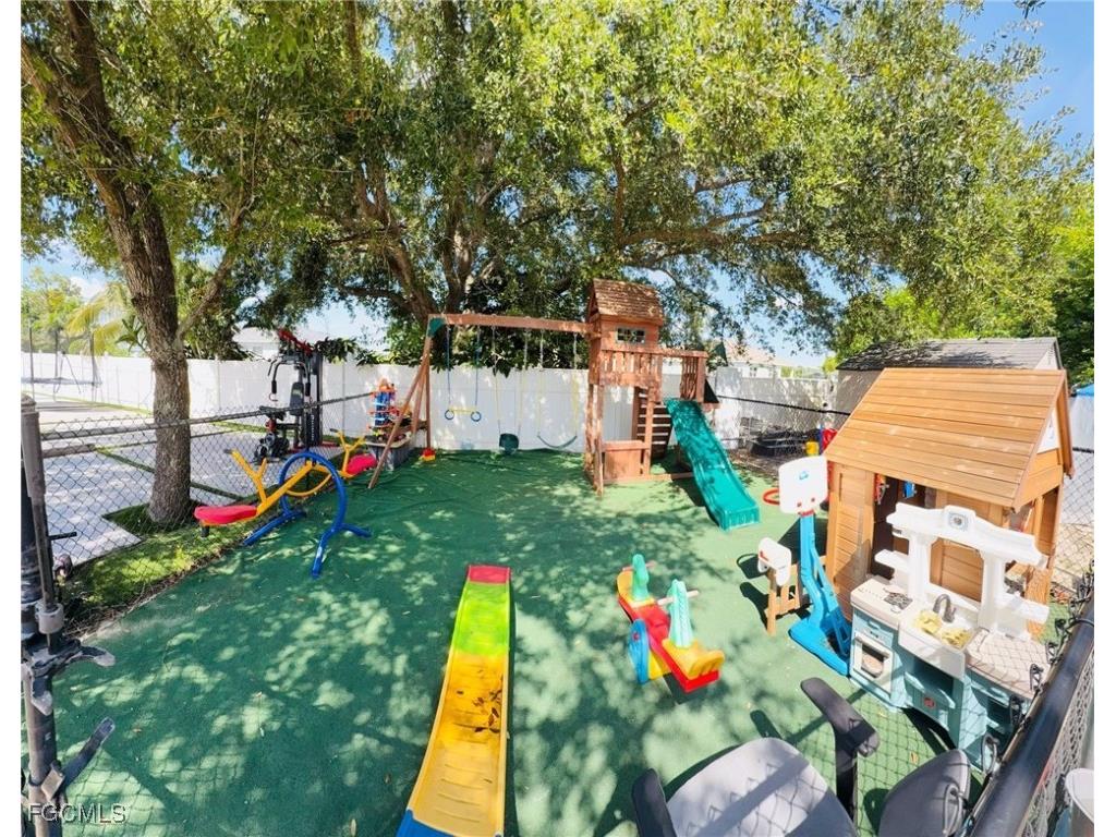 3220 NW Juanita Place Cape Coral FL 33993 2025008375 image36