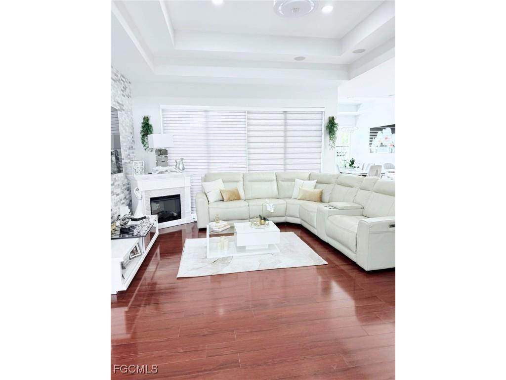 3220 NW Juanita Place Cape Coral FL 33993 2025008375 image5