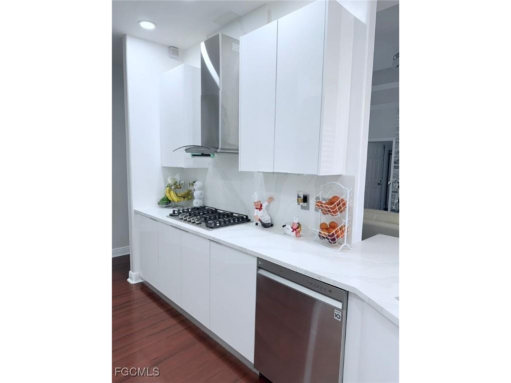 3220 NW Juanita Place Cape Coral FL 33993 2025008375 image7