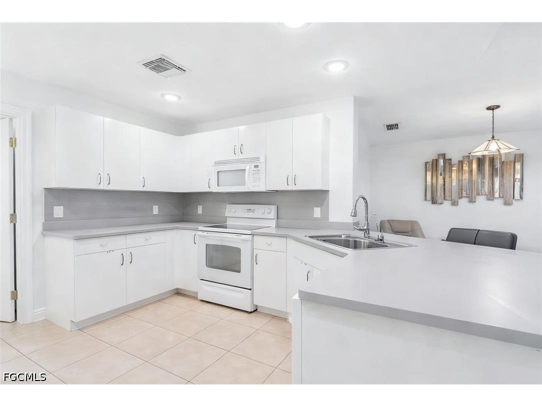 3221 NE 15th Place Cape Coral FL 33909 2026021509 image14