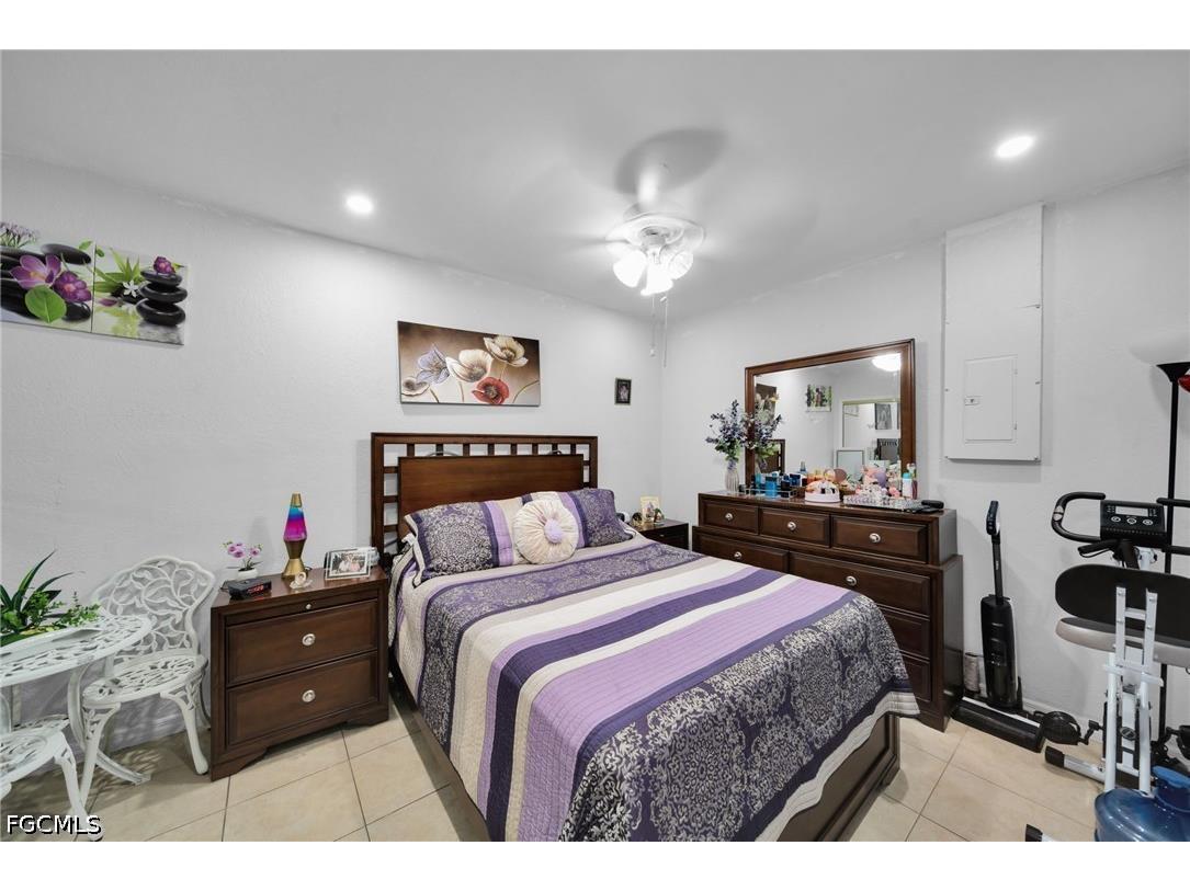 3221 SW 11th Place Cape Coral FL 33914 2026024944 image44