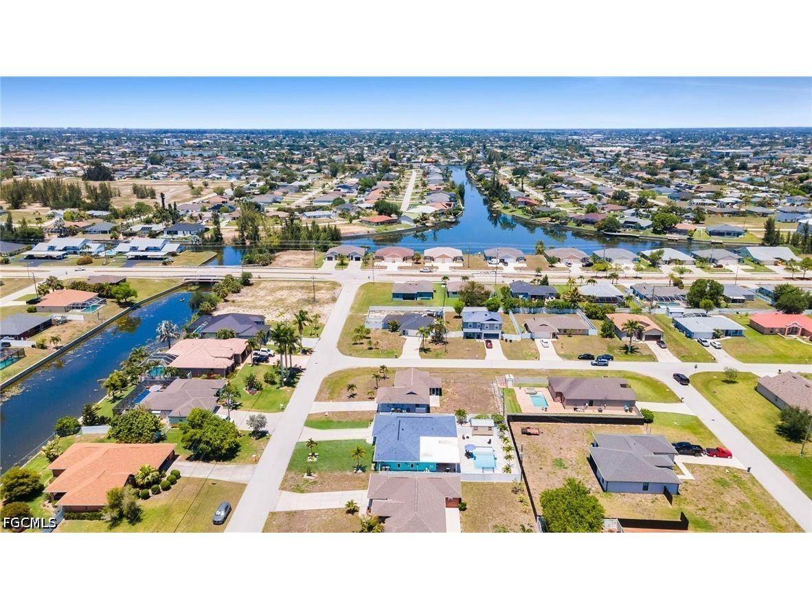 3221 SW 11th Place Cape Coral FL 33914 2026024944 image49