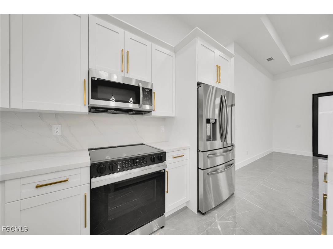 3222 58th Street W Lehigh Acres FL 33971 2026005631 image10