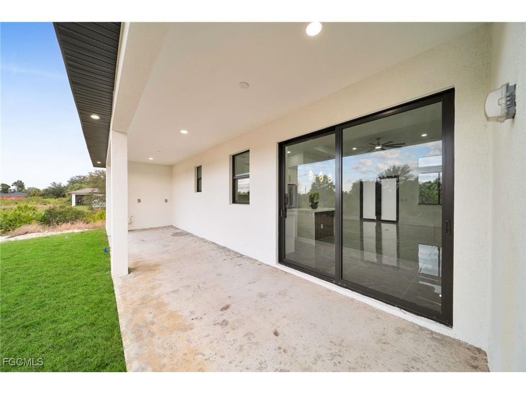 3222 58th Street W Lehigh Acres FL 33971 2026005631 image29