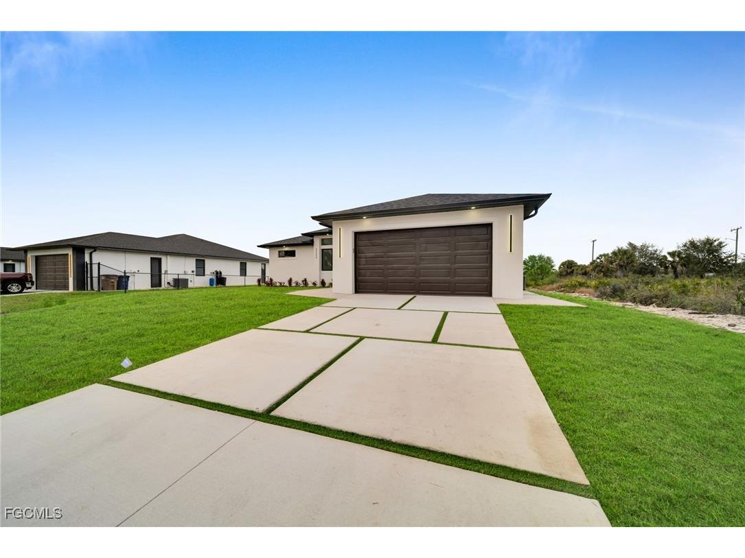 3222 58th Street W Lehigh Acres FL 33971 2026005631 image3