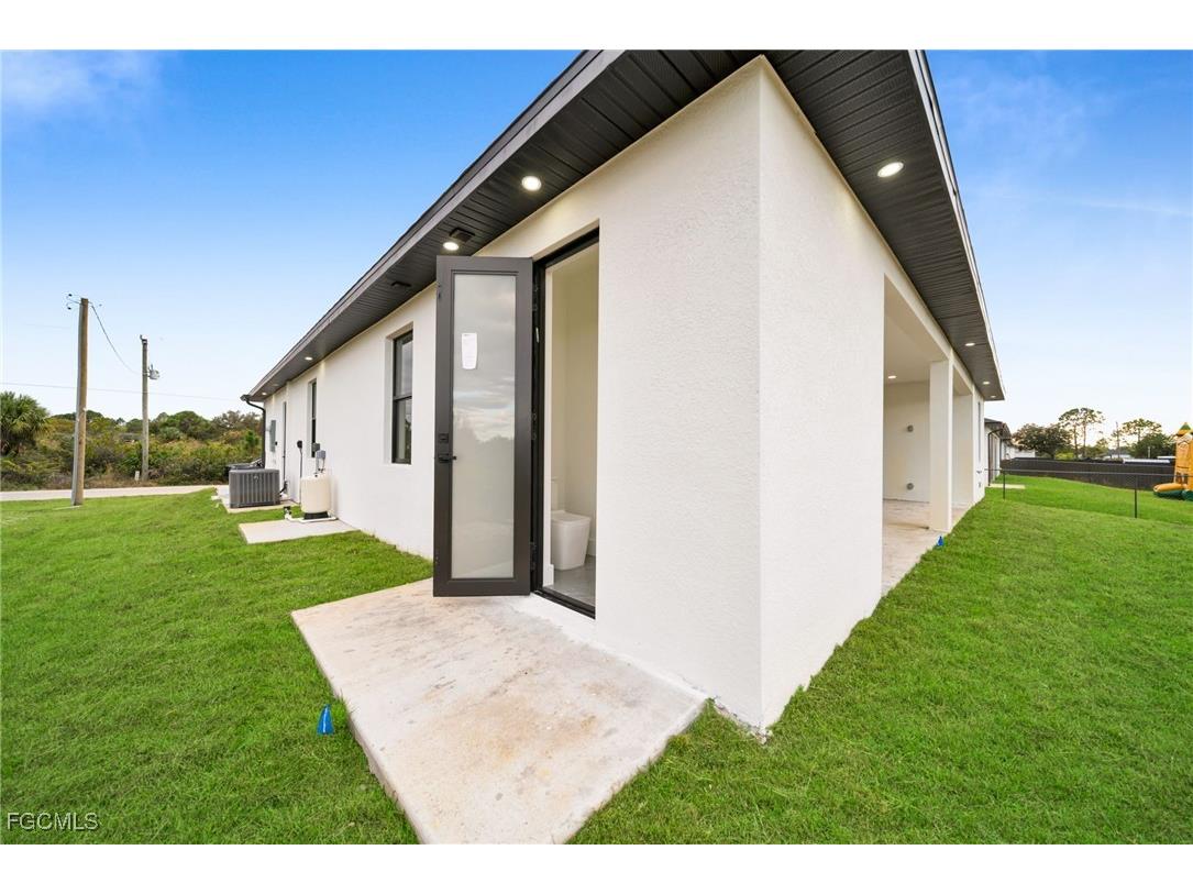 3222 58th Street W Lehigh Acres FL 33971 2026005631 image32