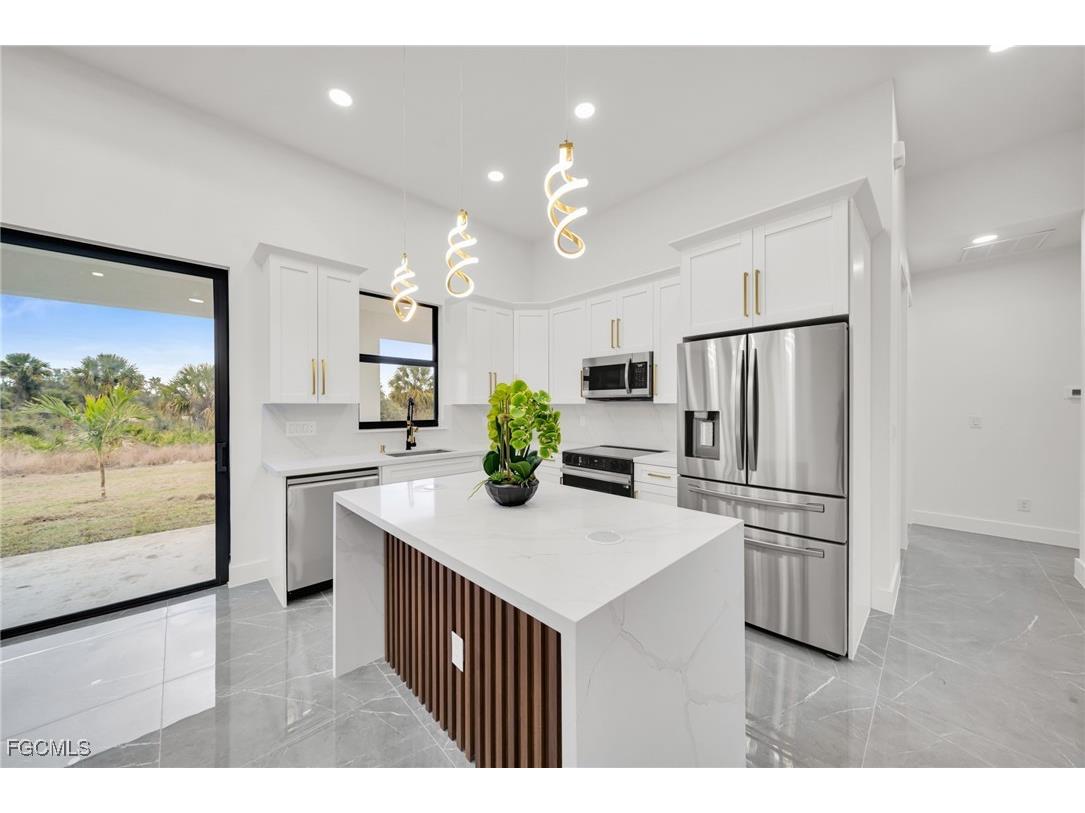 3222 58th Street W Lehigh Acres FL 33971 2026005631 image8