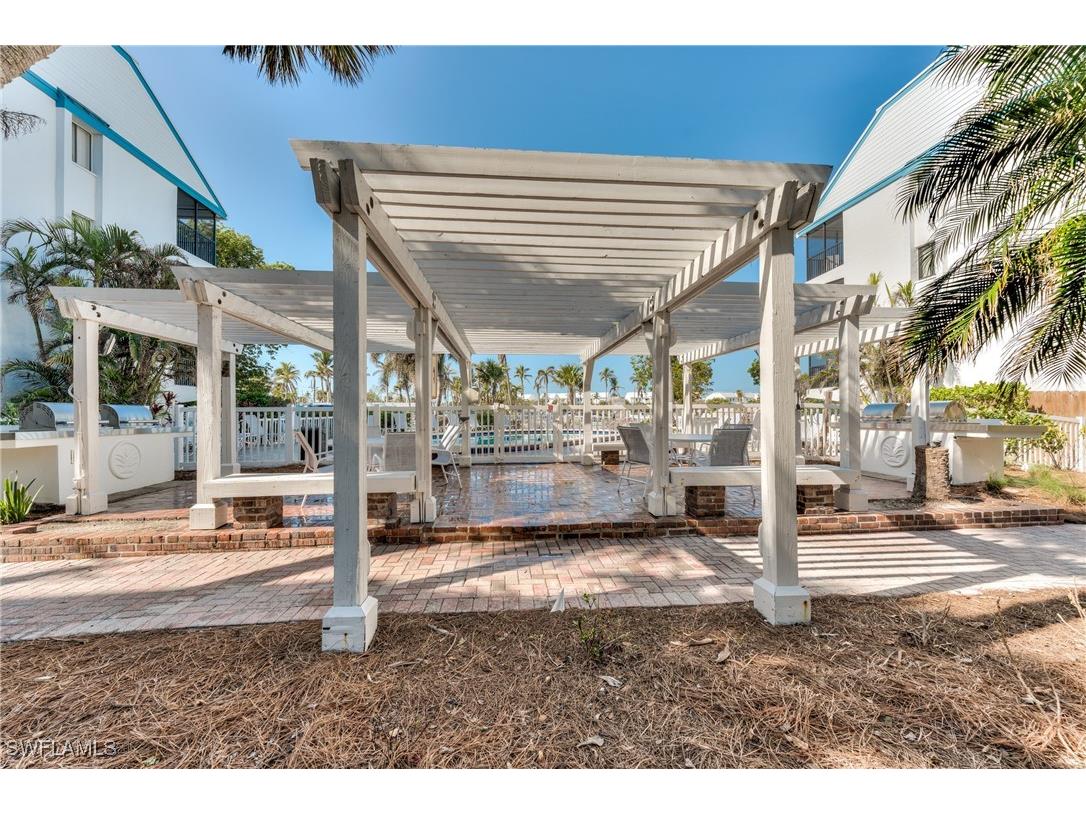 3222 Tennis Villas Captiva FL 33924 225030193 image18