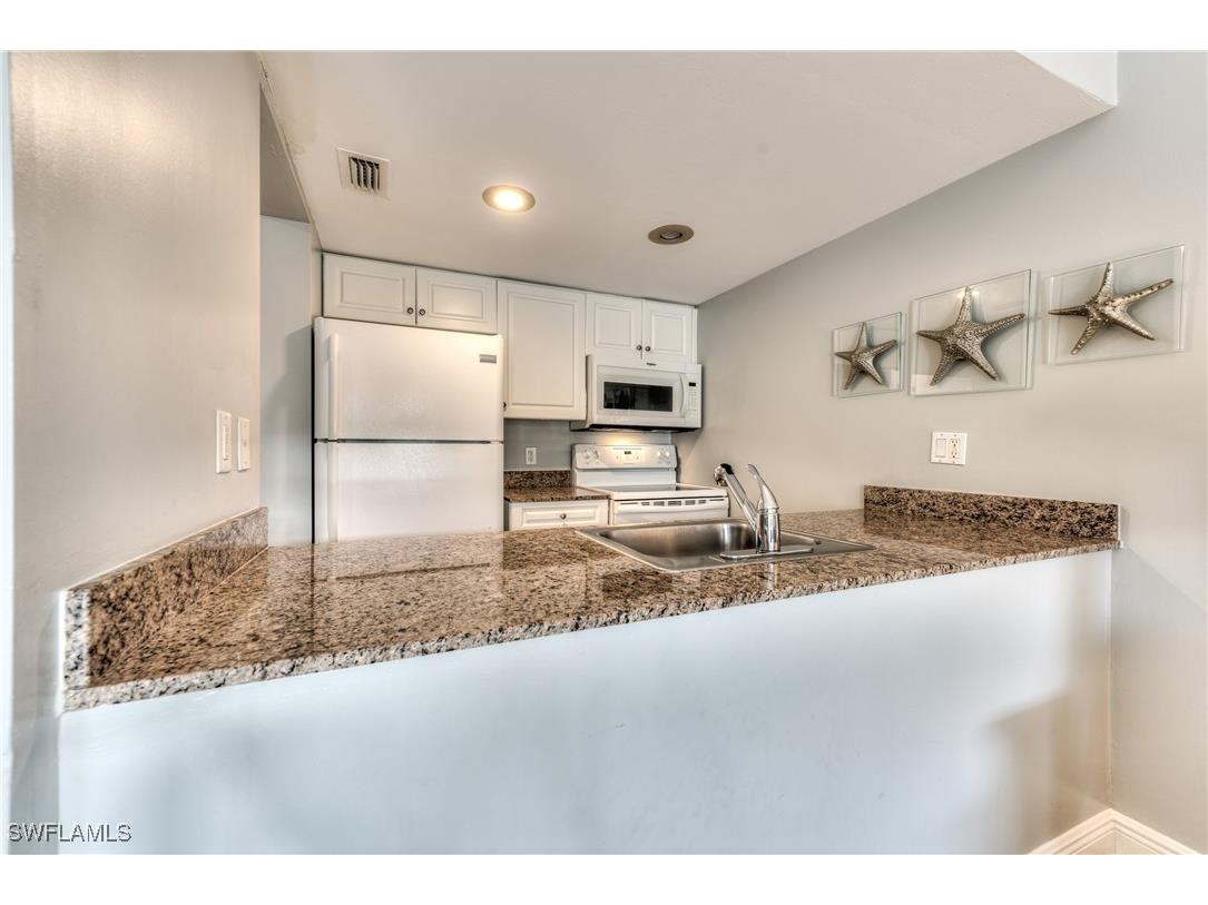 3222 Tennis Villas Captiva FL 33924 225030193 image6