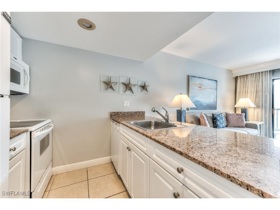 3222 Tennis Villas Captiva FL 33924 225030193 image7