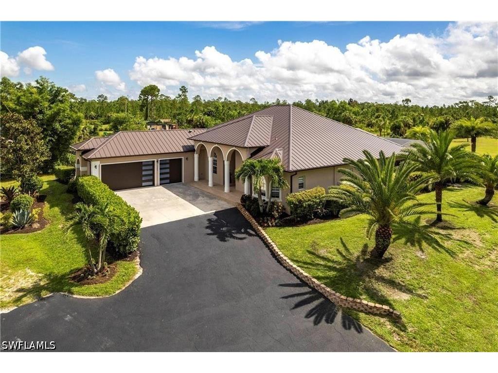 3223 4th Avenue NE Naples FL 34120 226013625 image1