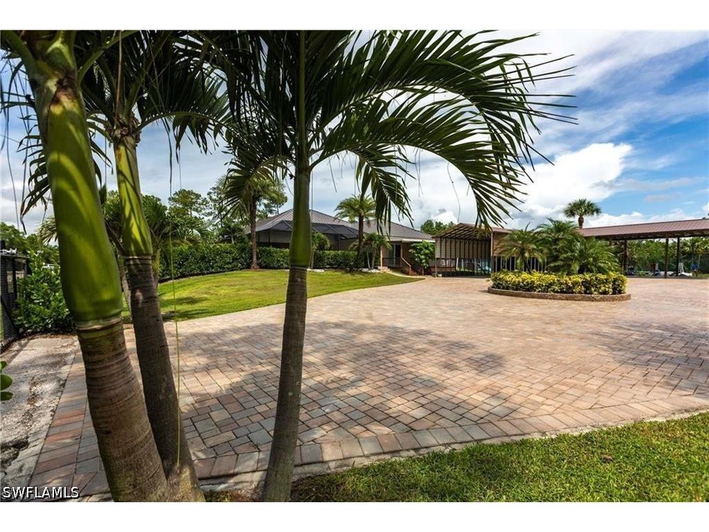 3223 4th Avenue NE Naples FL 34120 226013625 image36