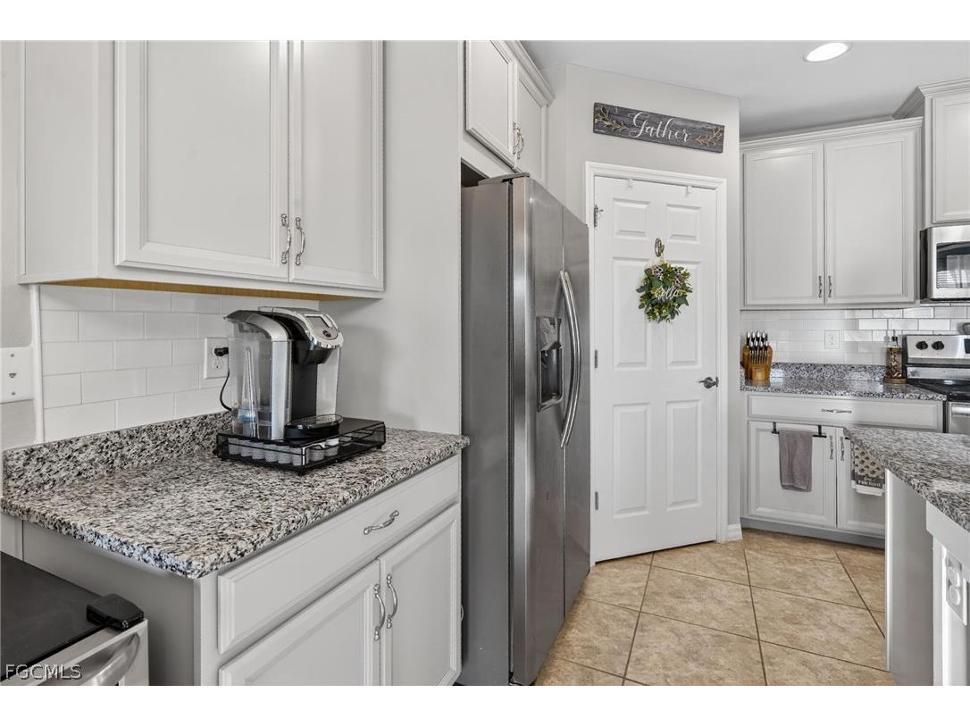 3223 Birchin Lane Fort Myers FL 33916 2026013533 image16