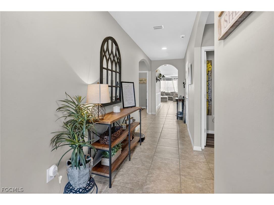 3223 Birchin Lane Fort Myers FL 33916 2026013533 image4