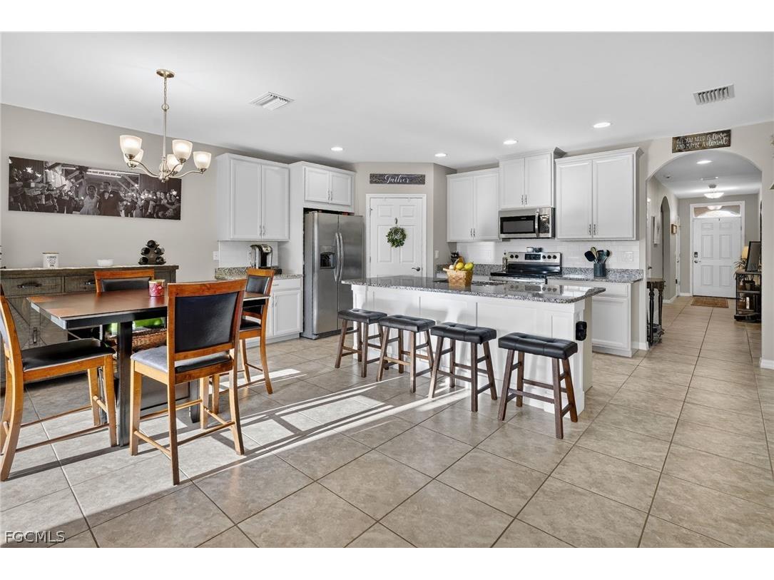 3223 Birchin Lane Fort Myers FL 33916 2026013533 image7