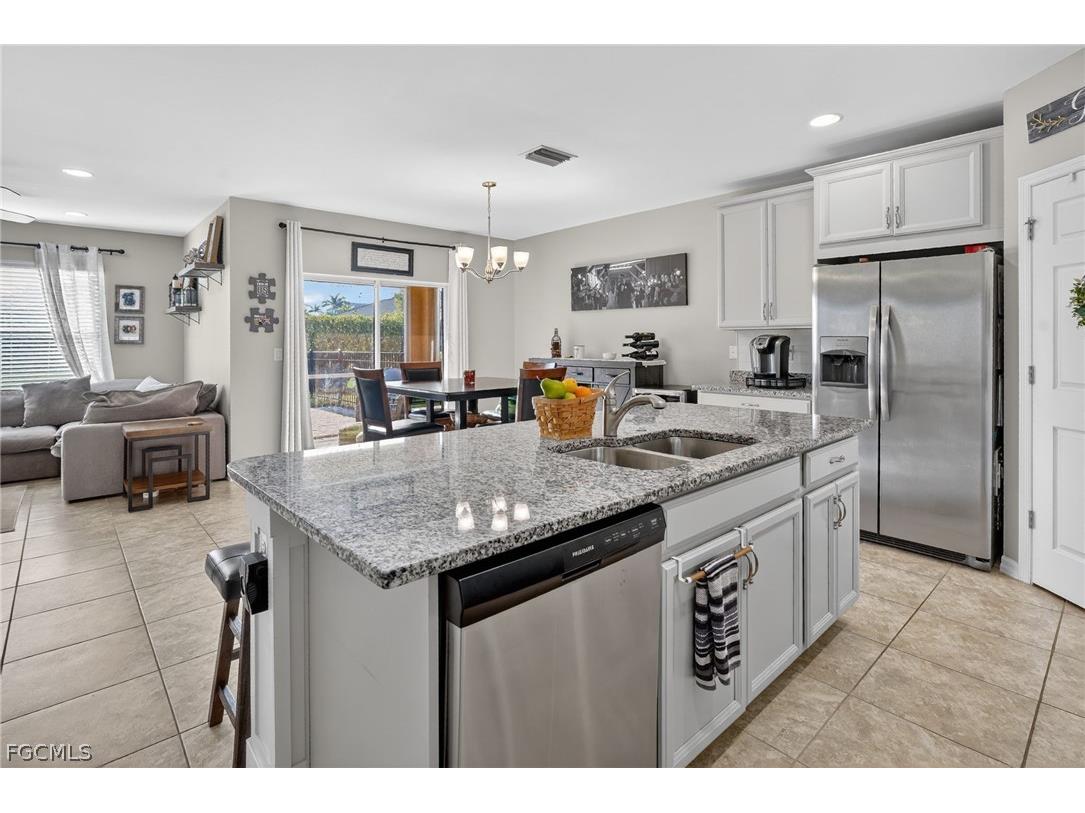 3223 Birchin Lane Fort Myers FL 33916 2026013533 image9