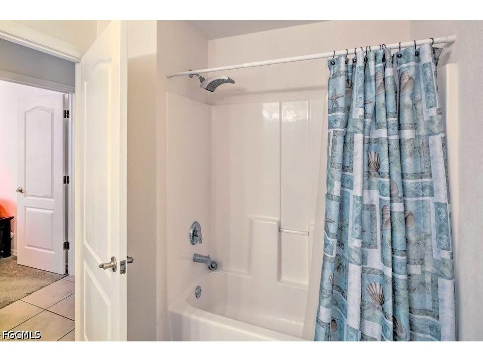 3223 SE Santa Barbara Place Cape Coral FL 33904 2026020277 image15