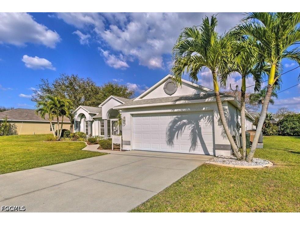 3223 SE Santa Barbara Place Cape Coral FL 33904 2026020277 image25