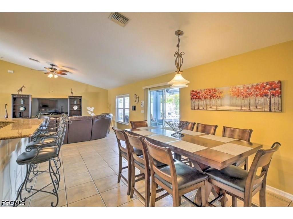 3223 SE Santa Barbara Place Cape Coral FL 33904 2026020277 image5