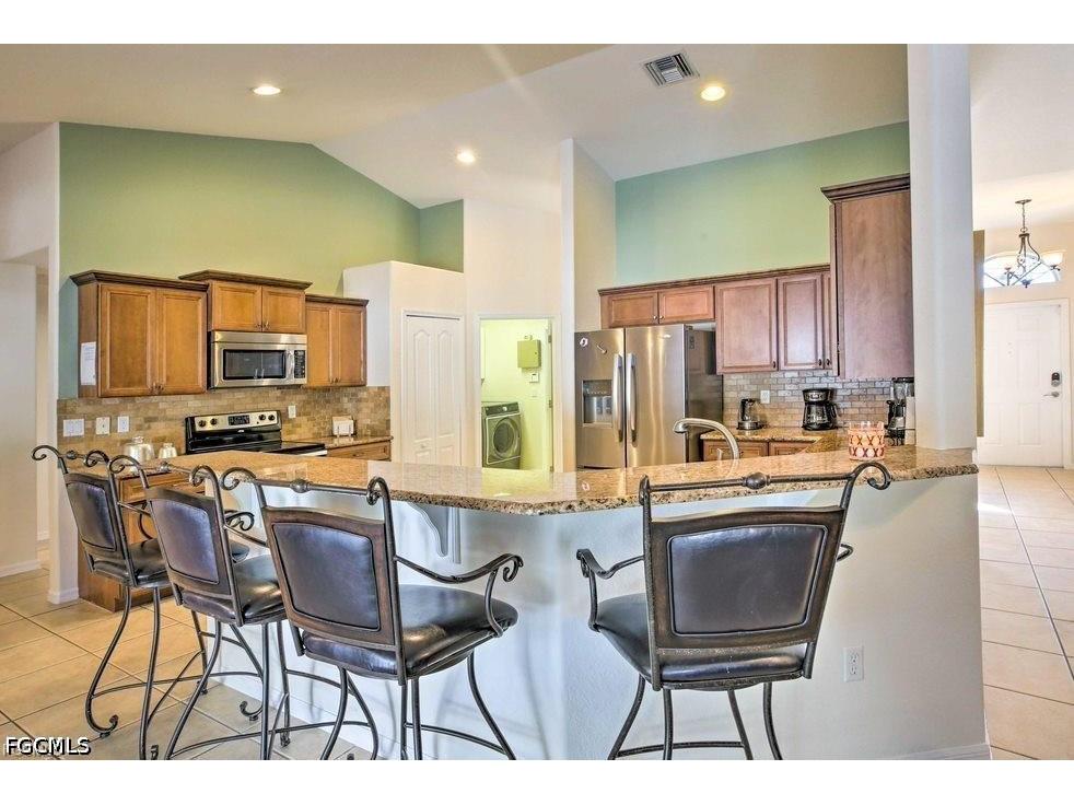 3223 SE Santa Barbara Place Cape Coral FL 33904 2026020277 image6