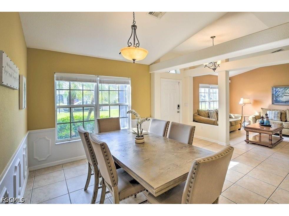 3223 SE Santa Barbara Place Cape Coral FL 33904 2026020277 image9