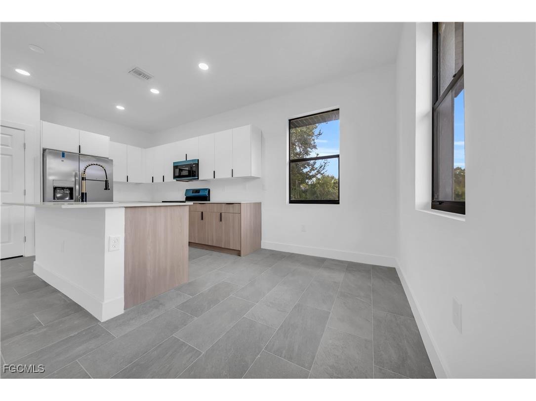 3224 53rd Street W Lehigh Acres FL 33971 2025014325 image10