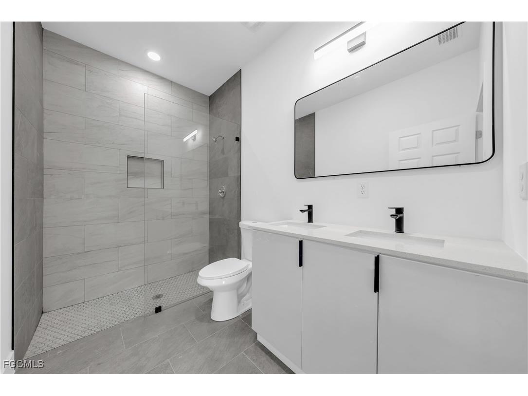 3224 53rd Street W Lehigh Acres FL 33971 2025014325 image13