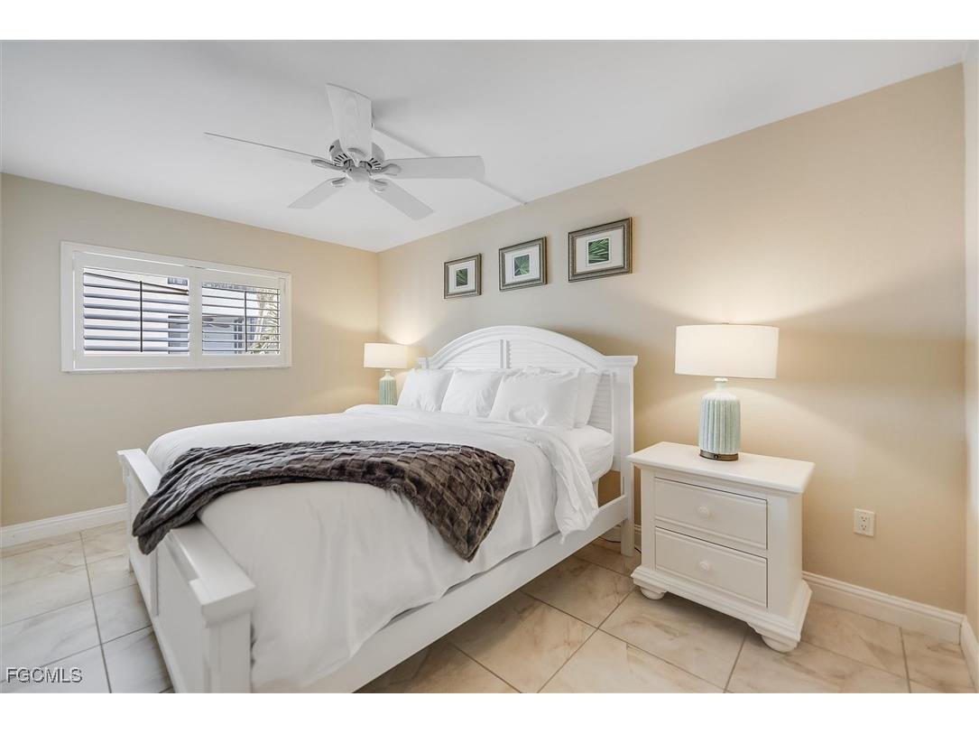 3224 Tennis Villas Captiva FL 33924 2025021070 image21