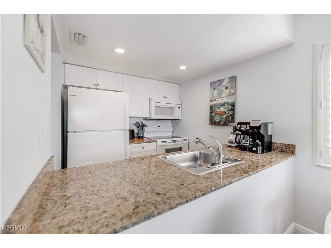 3224 Tennis Villas Captiva FL 33924 2025021070 image29